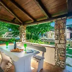 Casa Apricot By Kompas